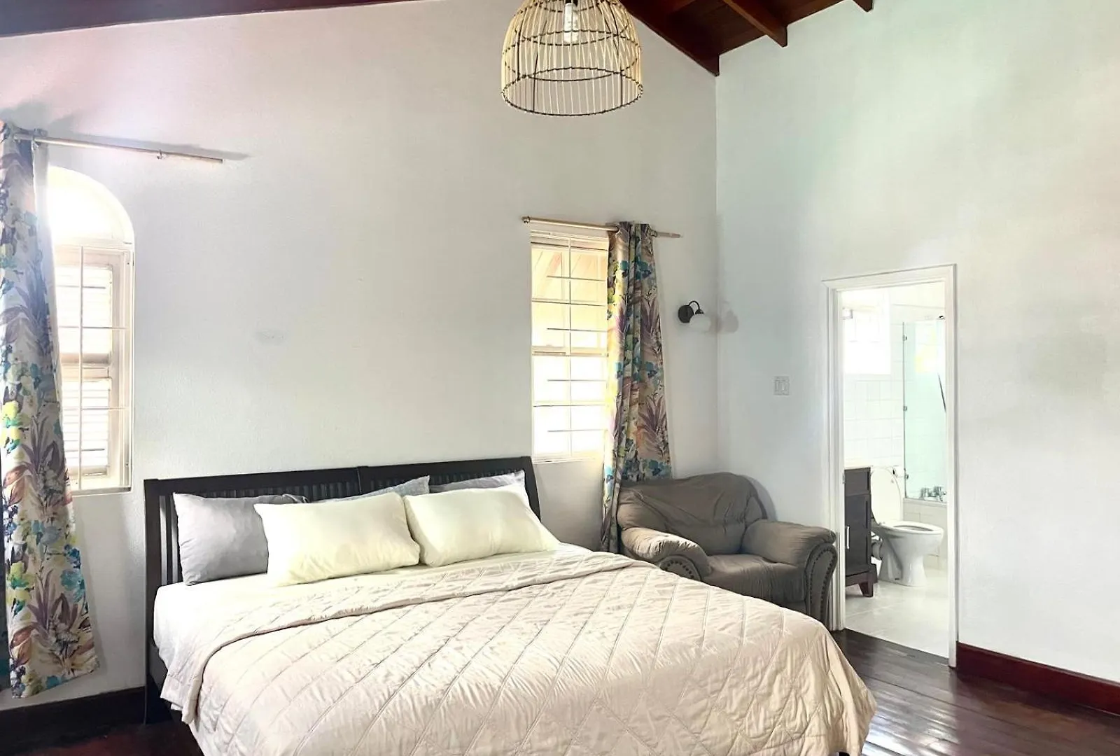 Blr Beach Villa Apartments Christ Church