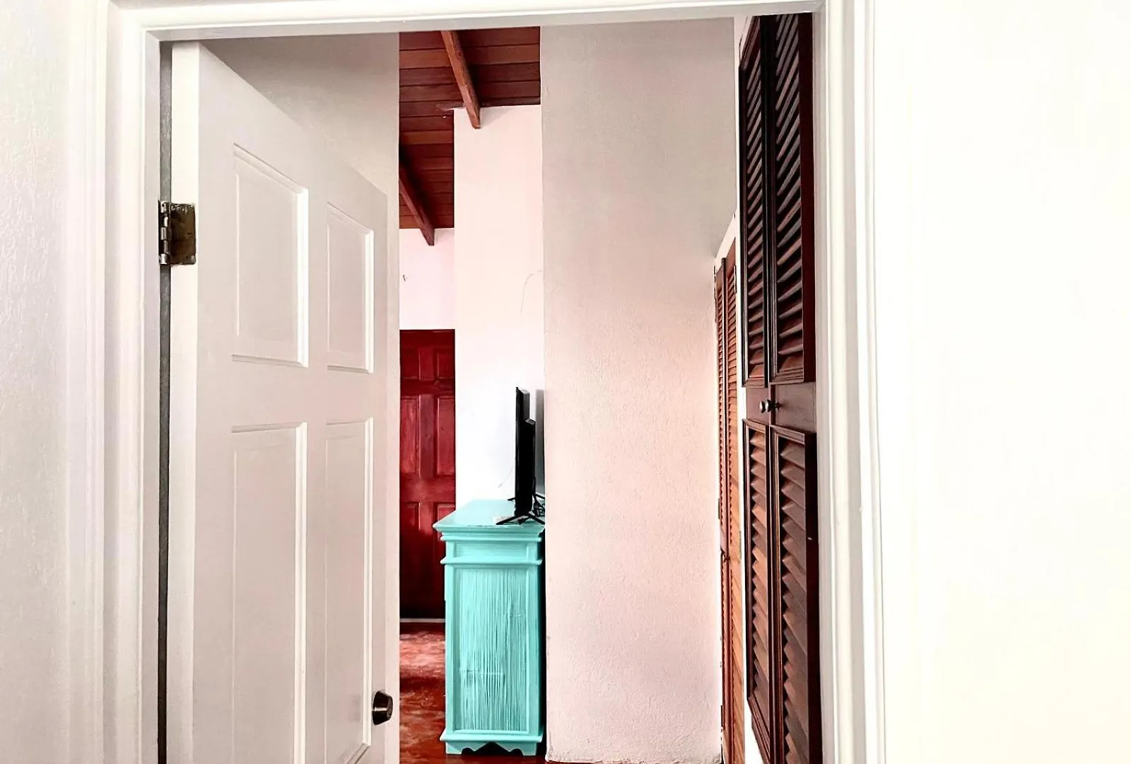 Blr Beach Villa Apartments Christ Church 0*,