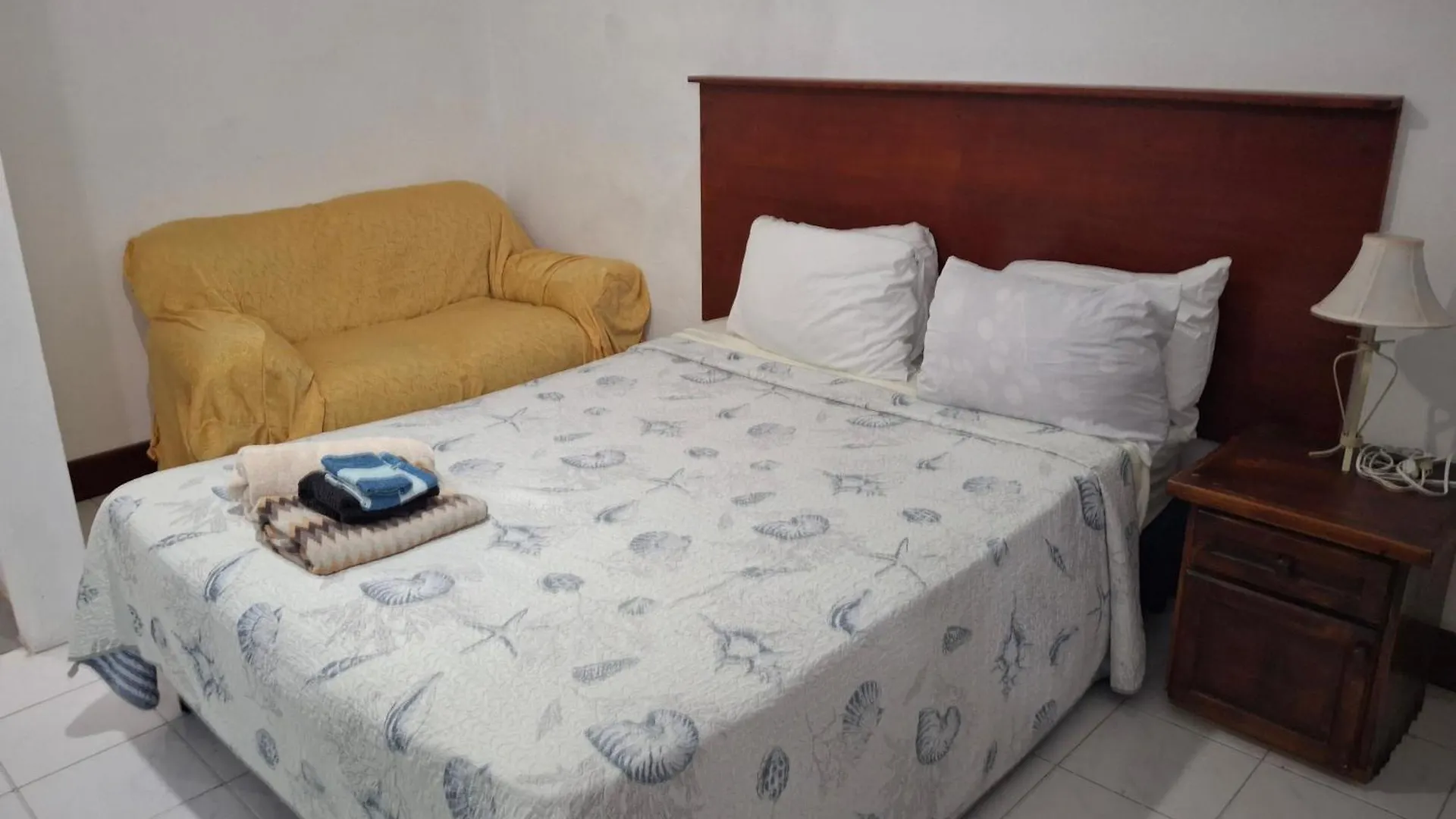 Blr Beach Villa Apartments Christ Church